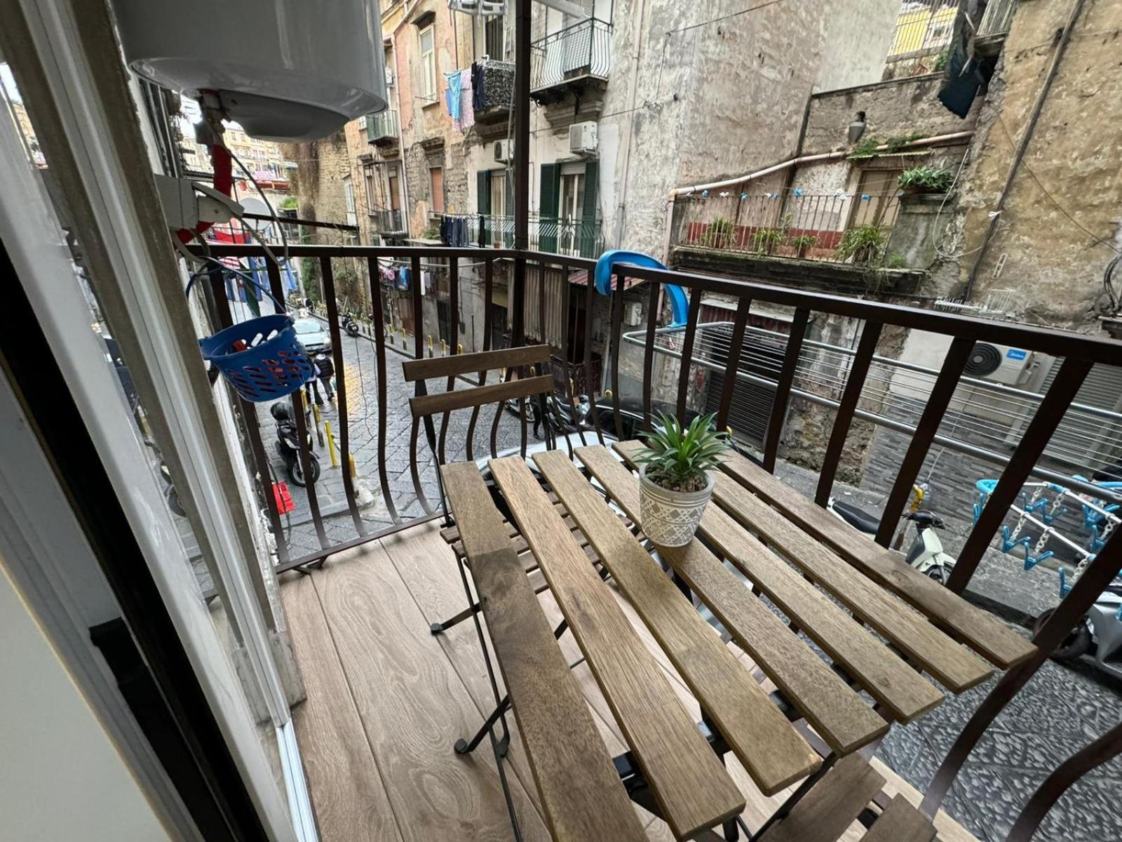 Pizzaiola'S Home Neapol Zewnętrze zdjęcie
